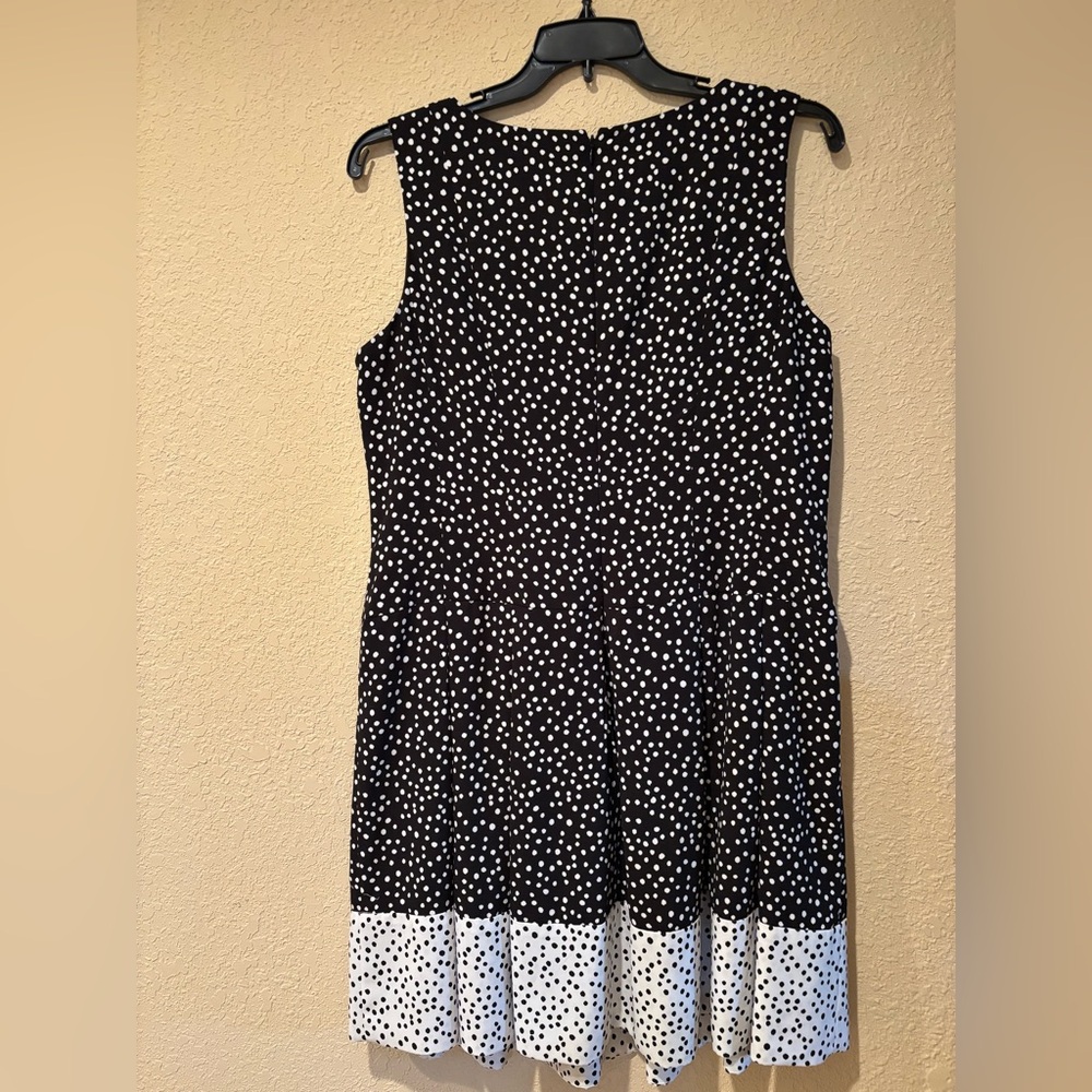 Polka Dot  Dress - Black and White - Picture 2 of 3